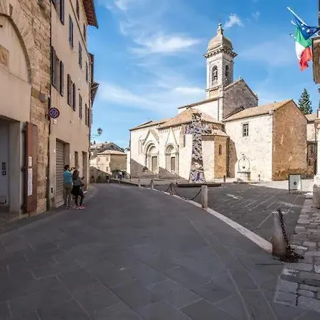 Antico Borgo 아파트 *